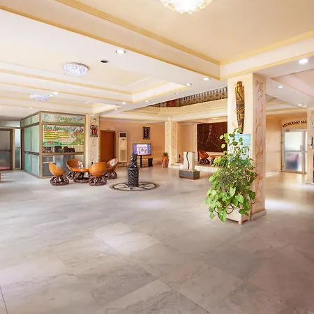 Felicia Hotel Yaounde-3